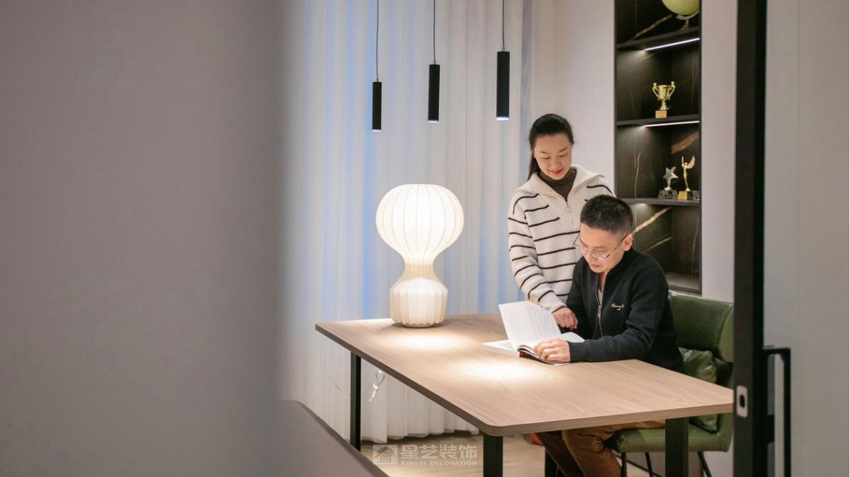 四口之家,小資幸福 四口之家,小資幸福